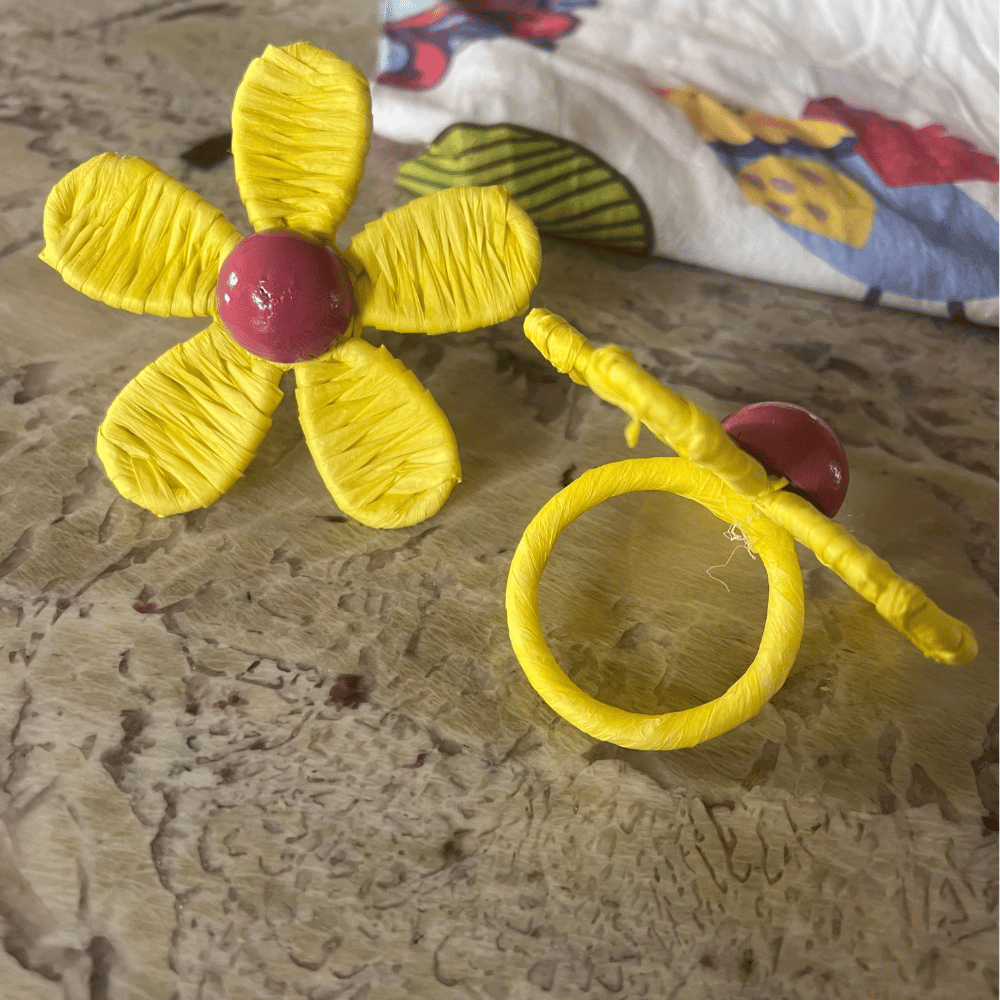Pink Daisy Towel Topper™