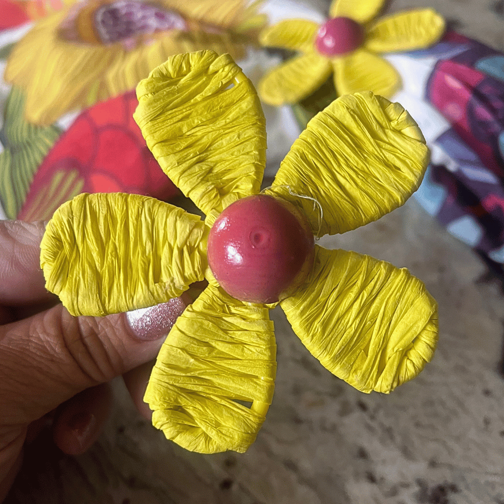 Pink Daisy Towel Topper™