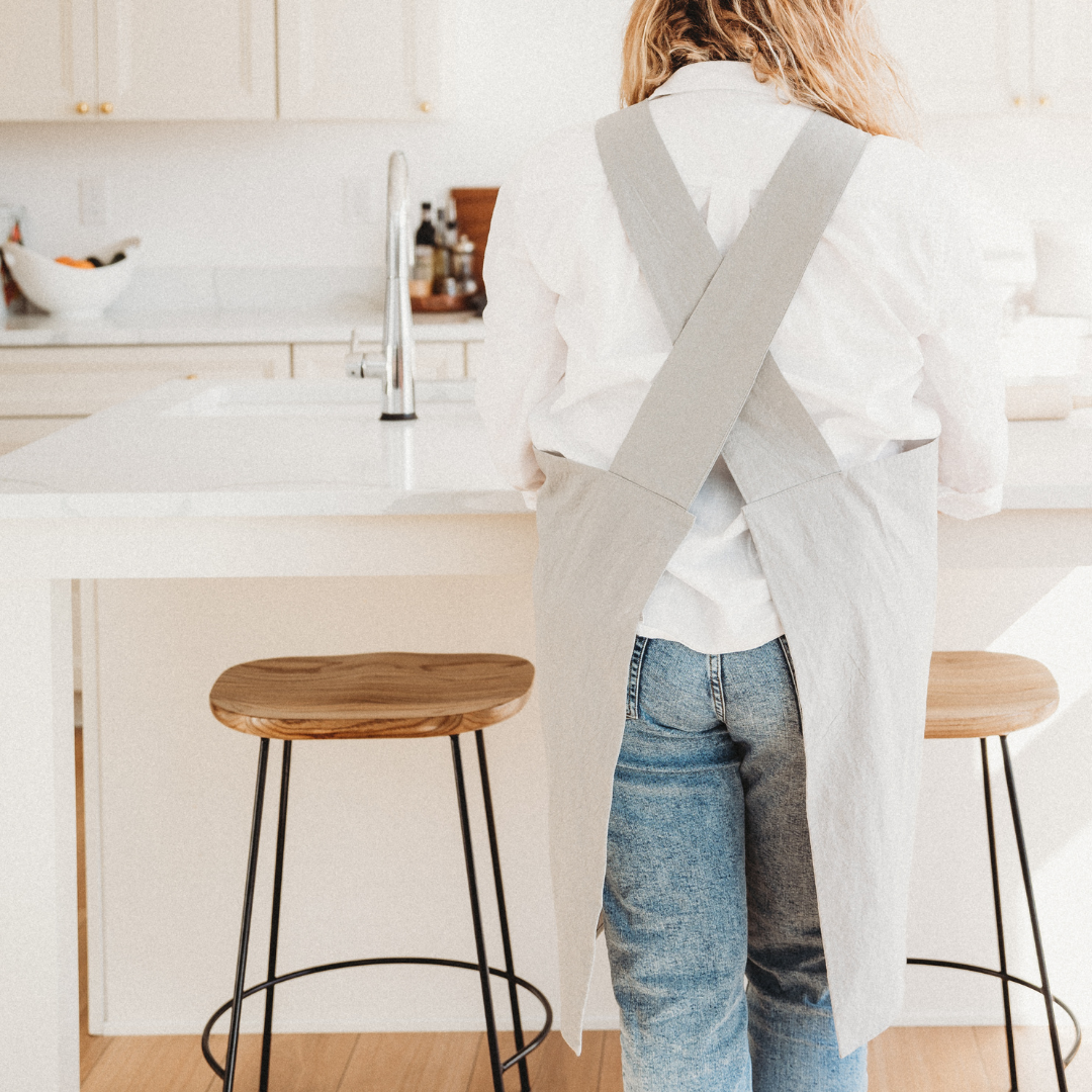 Cross Back Apron - Plaza Gray