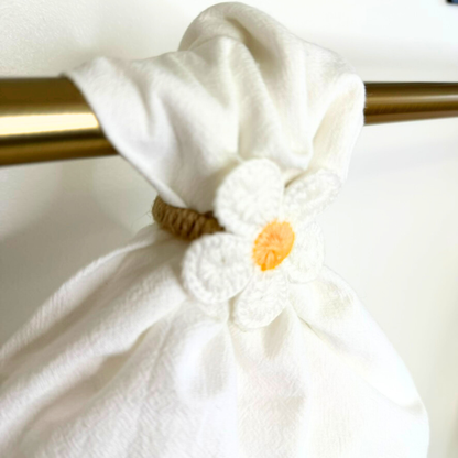 Daisy Drop - Towel Topper™