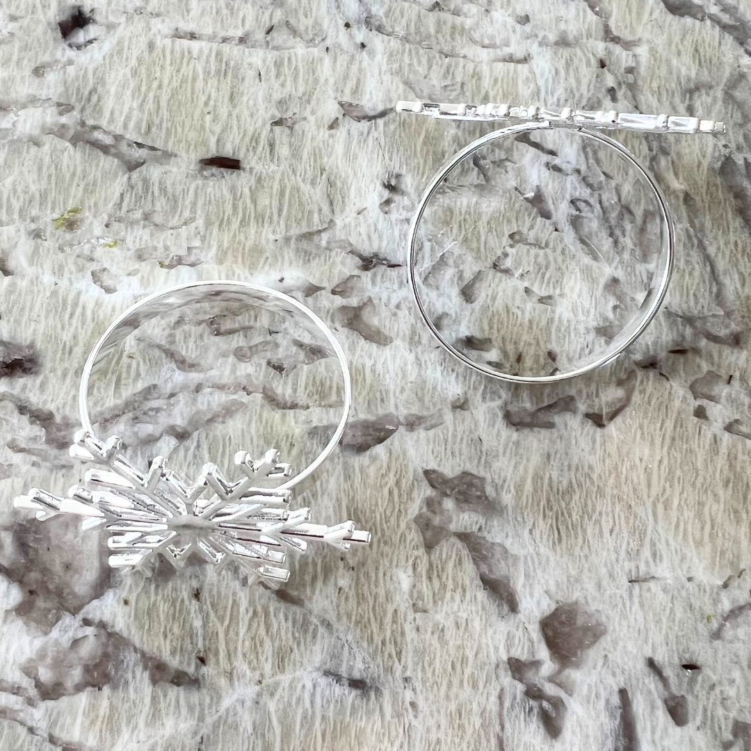 Snowflake Towel Topper™