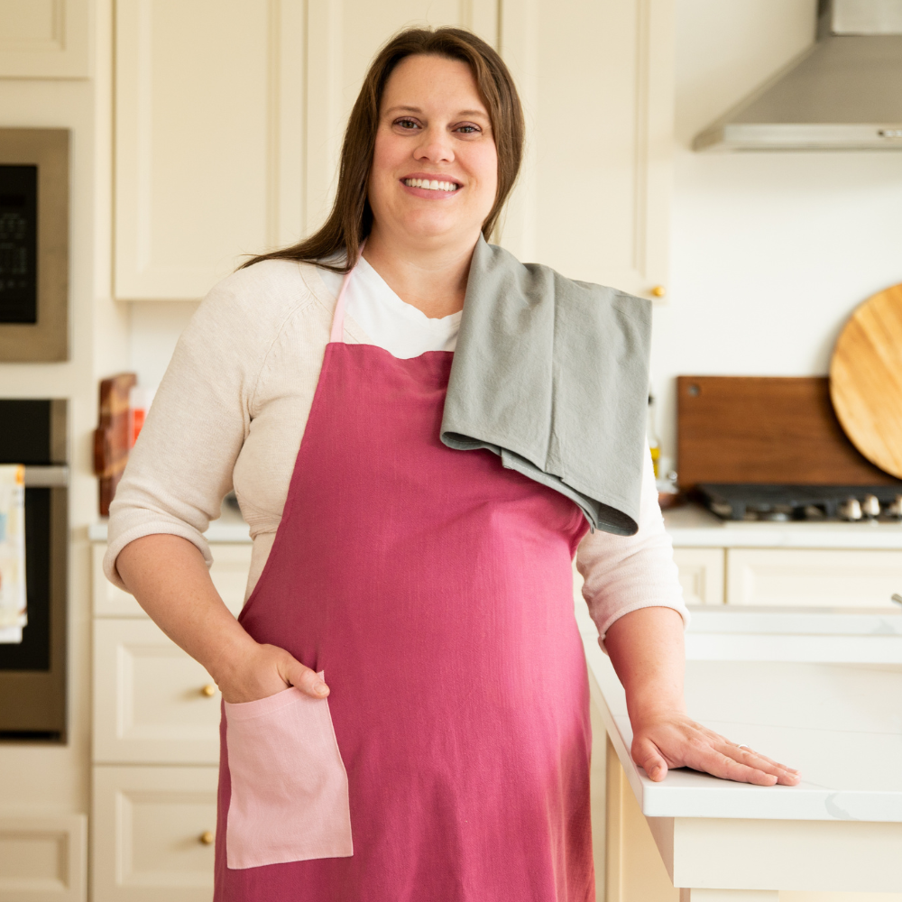 Ms. Classic Apron - Berry Whip