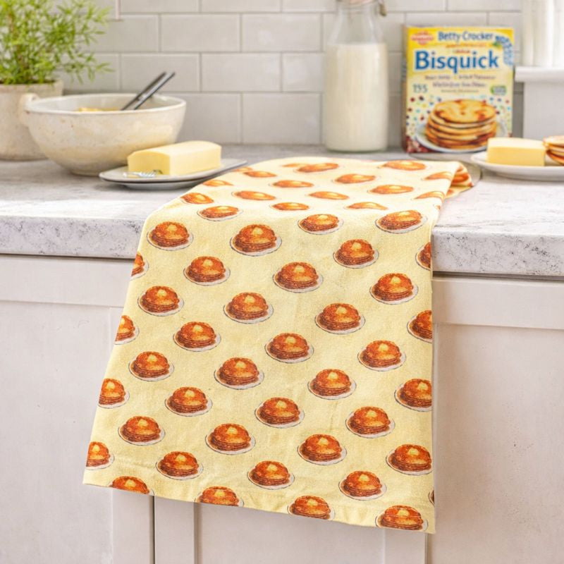 Bisquick Pancakes For Breakfast - 1950s Vintage Flour Sack Towel