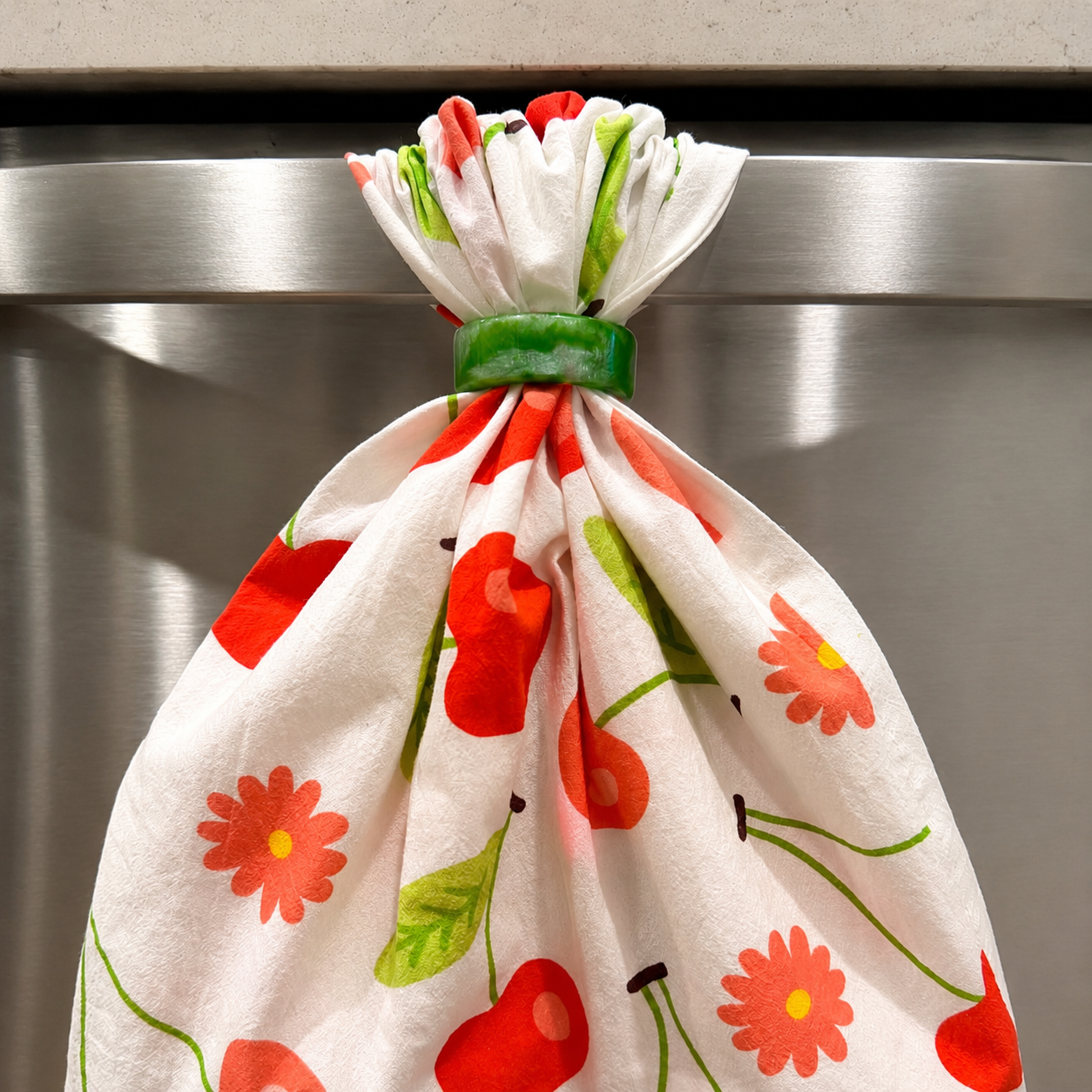 Summer Tie-Dye Rings - Towel Topper™