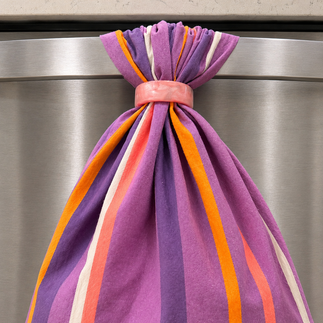 Summer Tie-Dye Rings - Towel Topper™