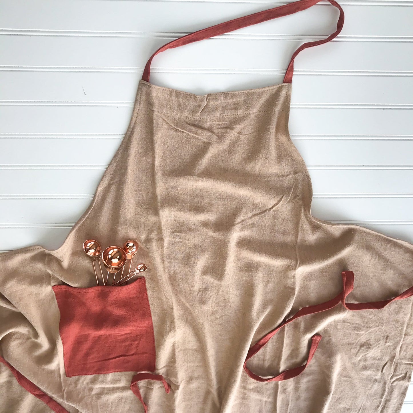 Almond - All-Day Classic Apron